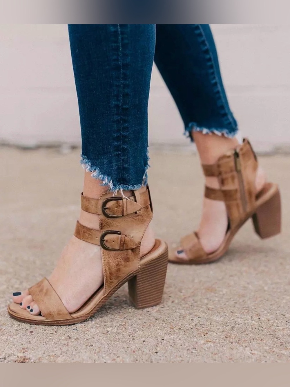Vintage 93 Beki Heeled Sandal